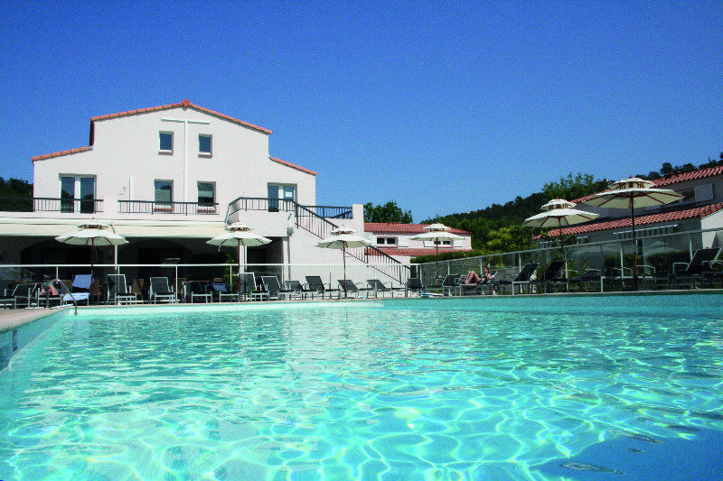 Comfort Aparthotel Mandelieu La Napoule Village Exterior photo